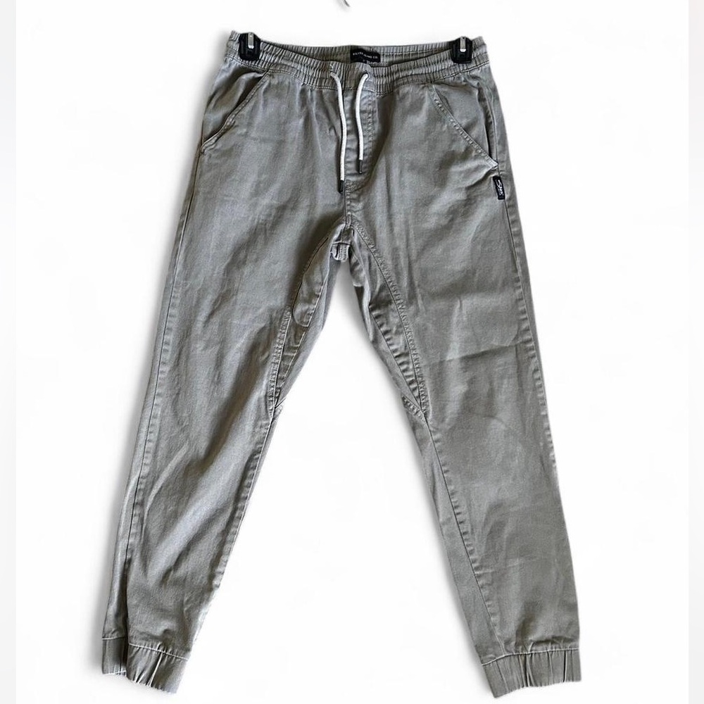 Silver Jeans Men's Light Gray Joggers. Men’s Size Small.